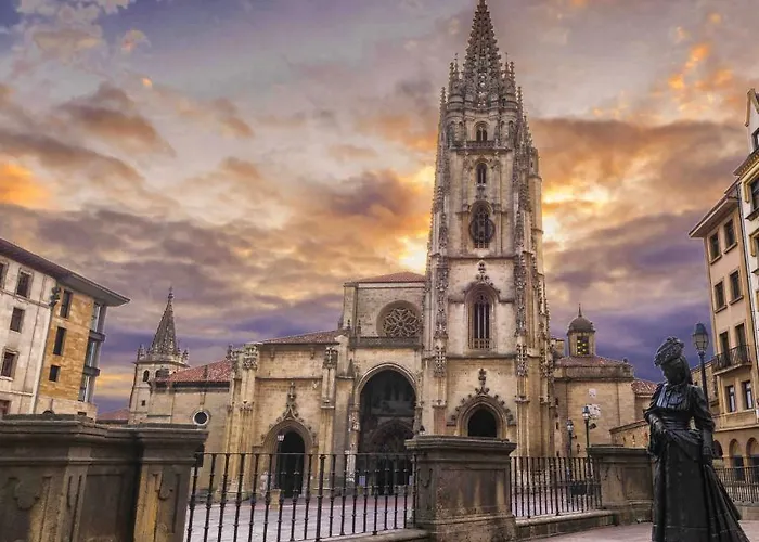 Casco Histórico-Catedral Oviedo